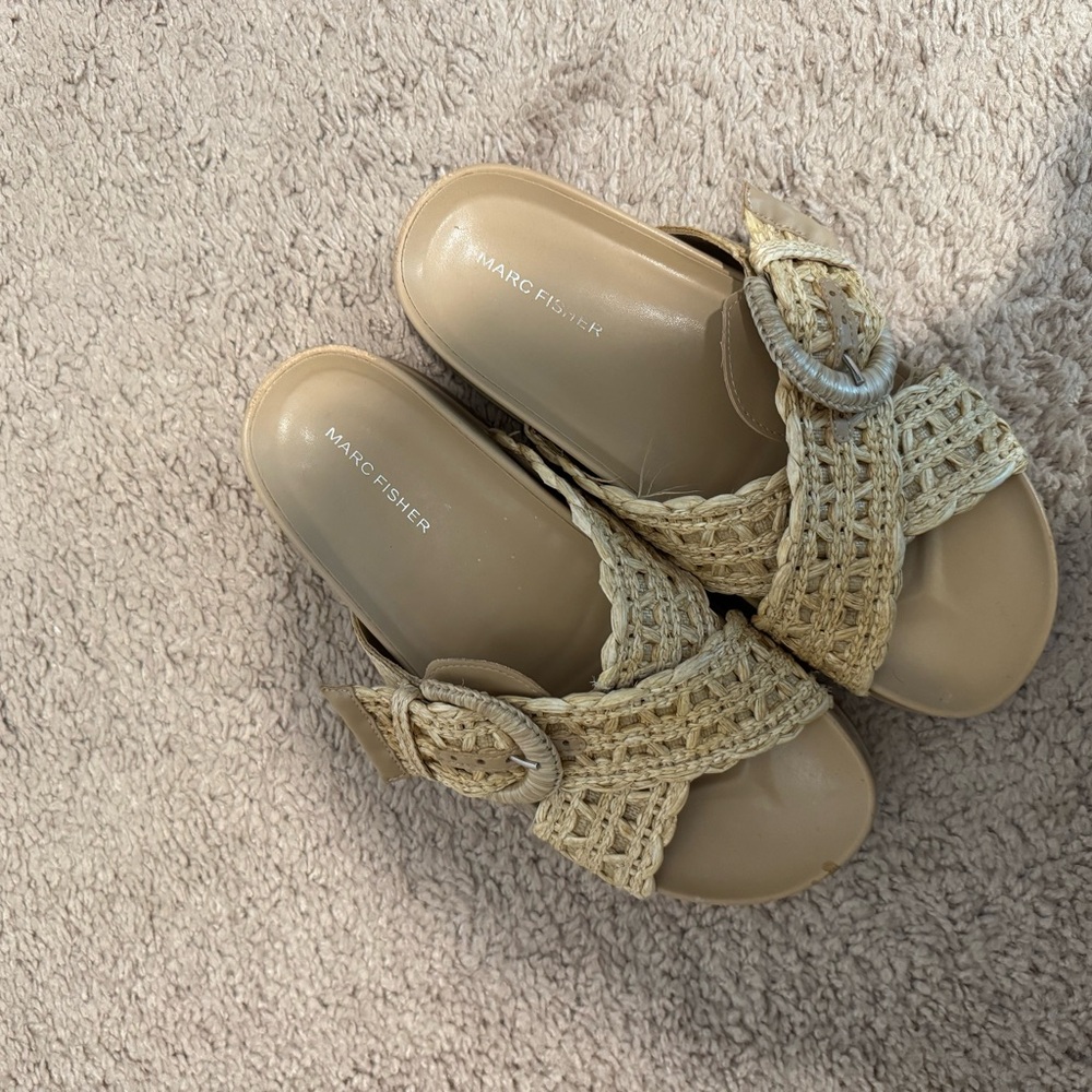 MARC FISHER Size 8 Sandals